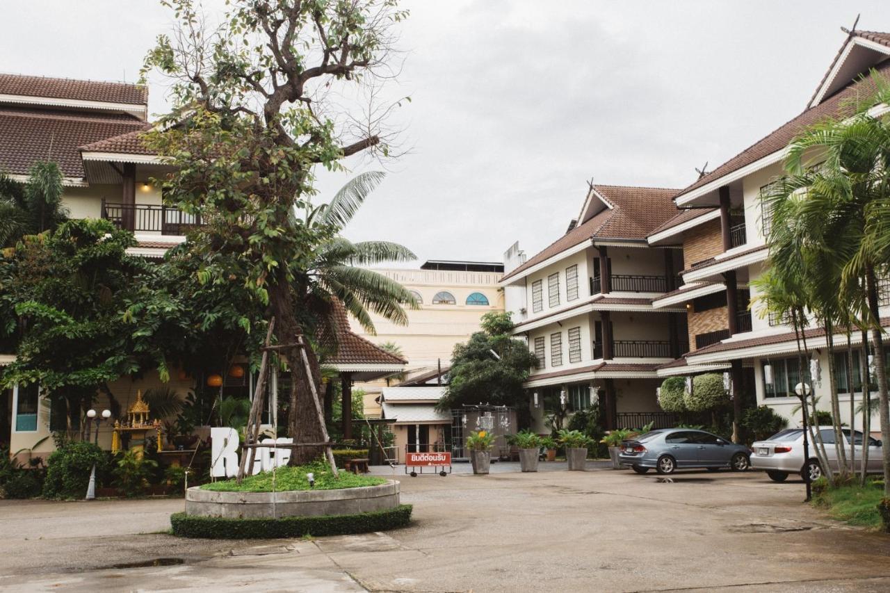 Diamond Park Inn Chiangrai&Resort Chiang Rai Bagian luar foto